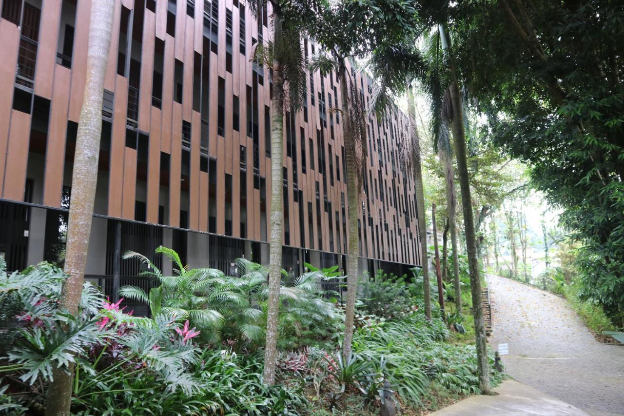 Amanuba Hotel & Resort Rancamaya Bogor Exterior foto