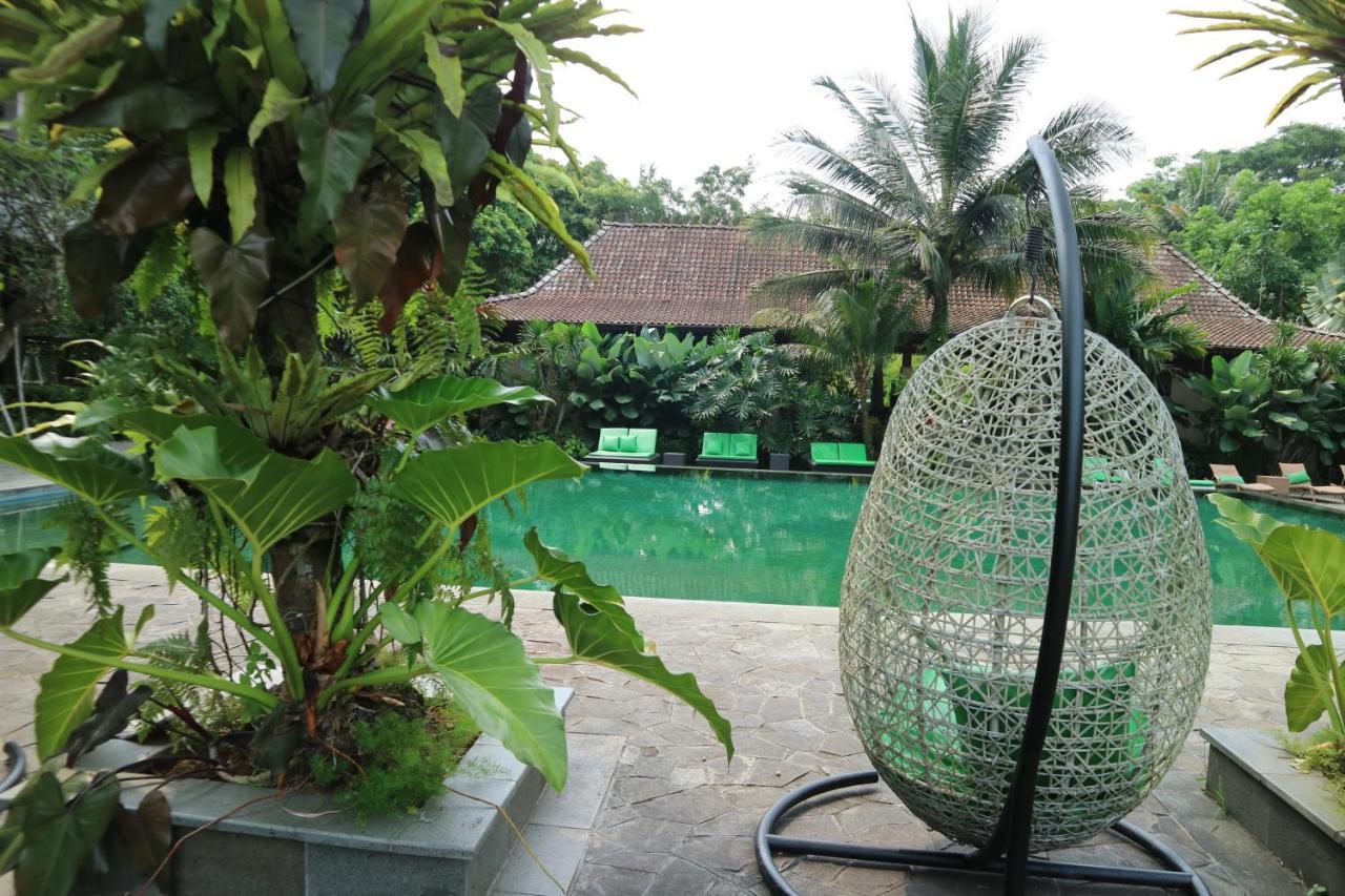 Amanuba Hotel & Resort Rancamaya Bogor Exterior foto