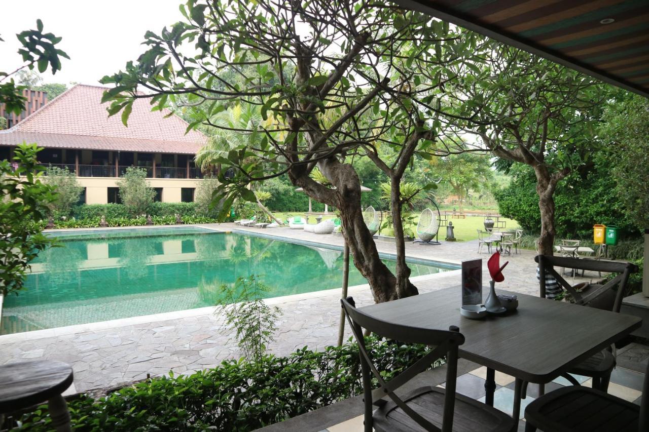 Amanuba Hotel & Resort Rancamaya Bogor Exterior foto